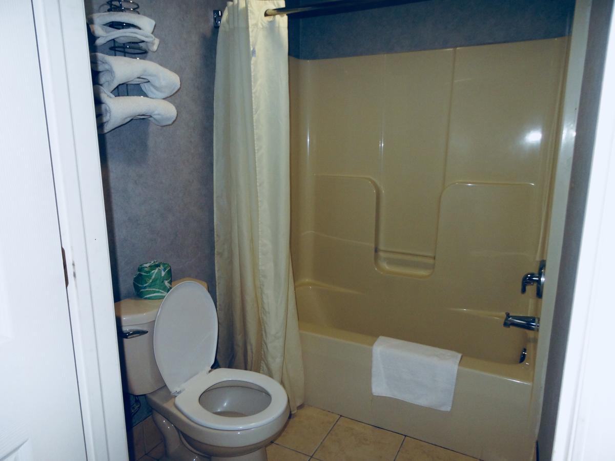 Village Inn & Suites - Smithville Luaran gambar